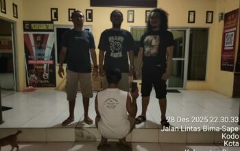 Polsek Rasanae Timur Polres Bima Kota Ciduk Pelaku Pencurian HP di Rabadompu