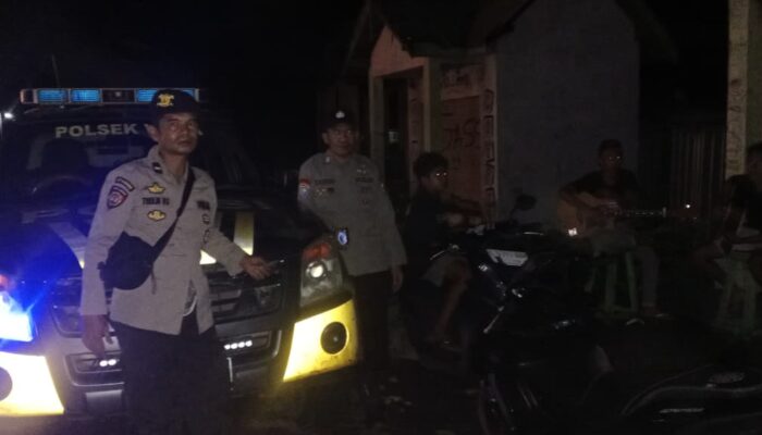 Polsek Wera Polres Bima Kota Laksanakan Patroli Blue Light Guna Pelihara Kamtibmas
