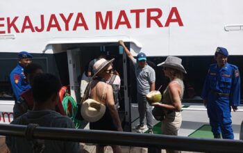 Polairud Polres Lobar Amankan Operasional Fast Ferry di Senggigi