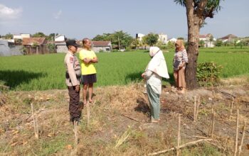 Polri Edukasi Pemanfaatan Lahan Produktif di Lombok Barat