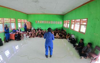 Kasat Polairud Polres Sumbawa Laksanakan Sosialisasi Konservasi kepada anak Sekolah SDN Prajak