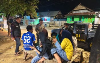 Polsek Sape Laksanakan Patroli Dialogis, Ajak Warga Bersama Jaga Kamtibmas