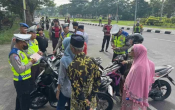 Polres Lombok Barat Tekan Angka Laka Lantas di Bundaran GMS