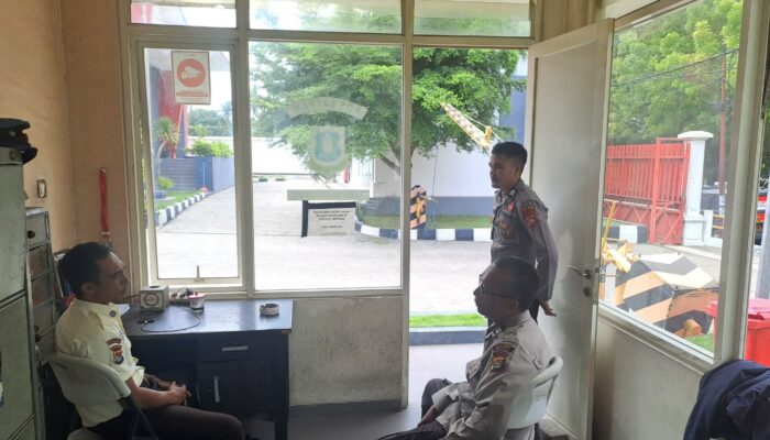 Unit Binkamsa Sat Binmas Polres Bima Kota Berikan Pembinaan dan Penyegaran kepada Satpam PT Gudang Garam Bima