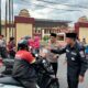 Indahnya Berbagi, Polres Sumbawa Bersama Bhayangkari Tebar Kebaikan Melalui Pembagian Takjil