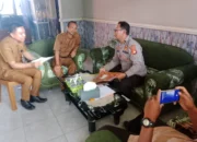 Sat Binmas Polres Lobar Sosialisasi Bahaya Bullying di SMKN 2 Lembar