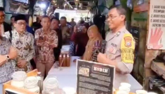 Kobin, Cara Bhabinkamtibmas Polri Lebih Dekat dengan Warga