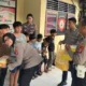Sentuhan Kasih di Kuripan: Polres Lombok Barat Berbagi Kebahagiaan Bersama Anak Yatim
