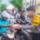 Ramadhan Berkah, Polres Sumbawa Bagikan Takjil Gratis Untuk Masyarakat