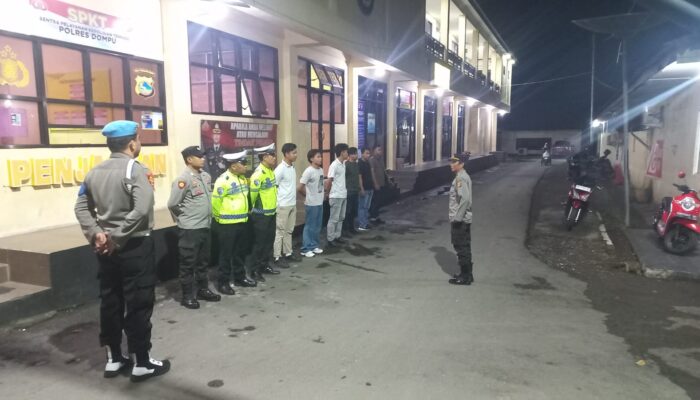 Kontrol Tahanan Diperketat, Polres Dompu Gelar Apel Malam Rutin