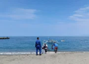 Wisata Senggigi Dijaga Ketat, Polisi Ingatkan Orang Tua Awasi Anak di Bibir Pantai