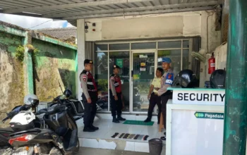 Perkuat Keamanan Obyek Vital, Polsek Sekotong Intensifkan Patroli KRYD di Kantor Pegadaian dan Perbankan