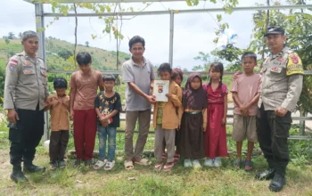 Sentuhan Kasih di Pelosok Sekotong: Kapolres Lombok Barat Kirim Bantuan Spesial untuk Anak Yatim Piatu
