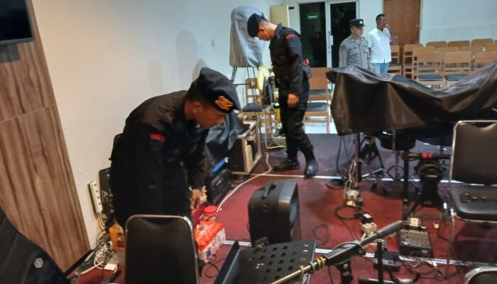 Jelang Paskah, Brimob dan Unit K9 Polda NTB Sterilisasi Gereja di Mataram