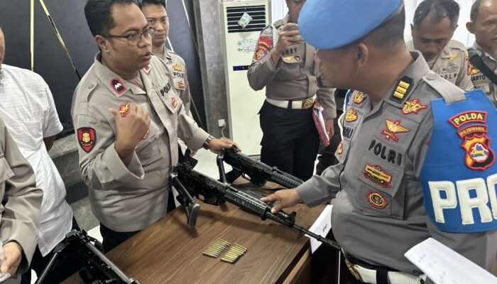 Tegakkan Disiplin Personel, Senpi Inventaris SPKT Polres Sumbawa Jalani Pemeriksaan Berkala