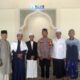 Hadir di Tengah Masyarakat, Bhabinkamtibmas Polsek Woha Jadi Khatib Sholat Jum,at