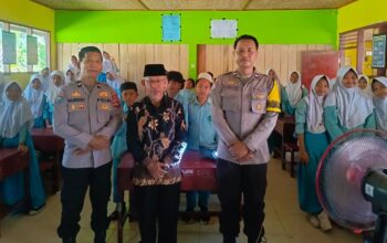 Bukan Sekadar Ceramah, Personel Polsek Labuapi Beri Edukasi Hukum Terkait Narkoba dan Bullying di Lingkungan Sekolah