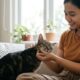 Jangan Diabaikan! Ini 7 Tanda Rahasia Kucing Sangat Menyayangi Anda Sepenuh Hati