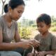 Skill Bertahan Hidup yang Wajib Diajarkan Mama agar Anak Tangguh