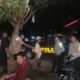 Patroli Blue Light dan Sambang Desa, Bhabinkamtibmas Tanak Kaken Ajak Warga Jaga Kamtibmas