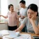 Cara Menghadapi Mertua Toxic dalam Sandwich Generation