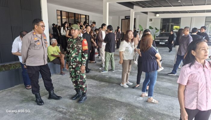 Pengamanan Humanis TNI-Polri Warnai Ibadah Kenaikan Isa Almasih