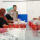 Pastikan Program MBG Berjalan Lancar, Bhabinkamtibmas Polsek Asakota Monitoring Dapur Gizi
