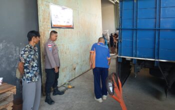 Sinergi Polri dan Petani Kawal 10 Ton Jagung ke Bulog