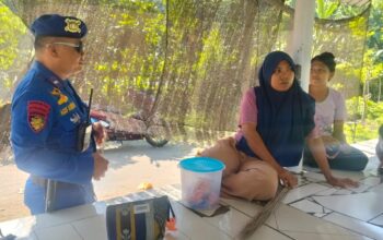 Polres Lombok Barat Jaga Kamtibmas di Pantai Senggigi