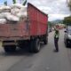 SAT LANTAS POLRES DOMPU LAKSANAKAN PENGAMANAN DAN PENGATURAN LALU LINTAS PADA KEGIATAN PANEN RAYA JAGUNG DI MANGGALEWA