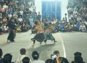 Laga Sengit Pepadu Se-Lombok di Arena Peresean