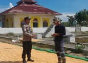 BHABINKAMTIBMAS DESA DAHA MONITORING PENJEMURAN JAGUNG WARGA DUKUNG KETAHANAN PANGAN NASIONAL