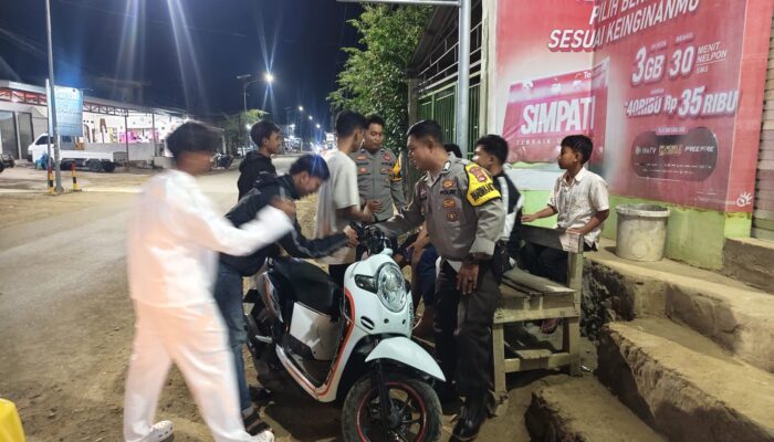 Patroli Dialogis Polsek Sape Sasar Tempat Keramaian dan Lokasi Rawan Kriminalitas