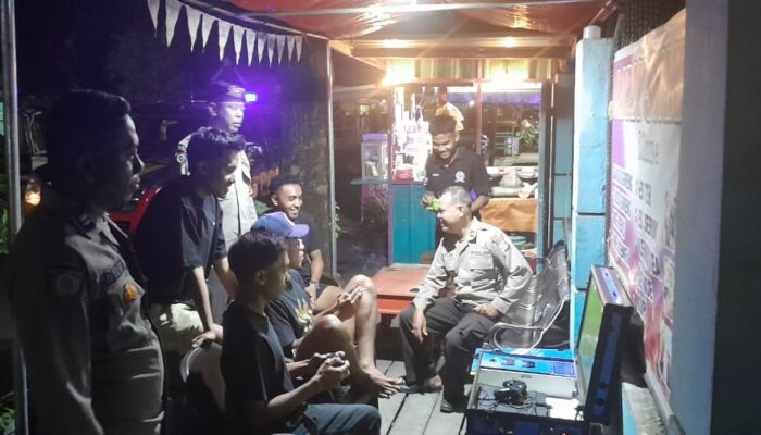 Patroli Blue Light Polsek Rasanae Timur, Imbau Pemuda Jauhi Miras, Narkoba dan Balap Liar