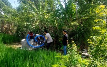Polsek Labuapi Dampingi Warga Telagawaru Kelola Lahan Produktif