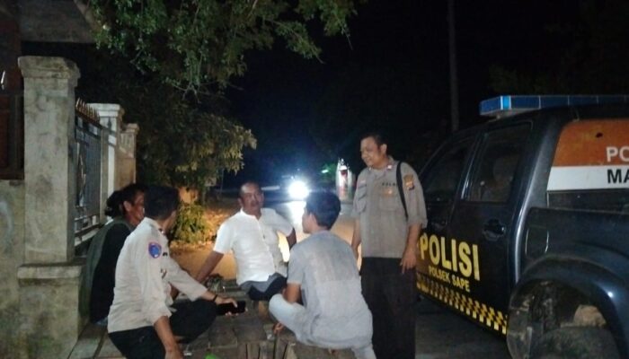 Polsek Sape Intensifkan Patroli Dialogis, Ajak Masyarakat Jaga Keamanan Lingkungan