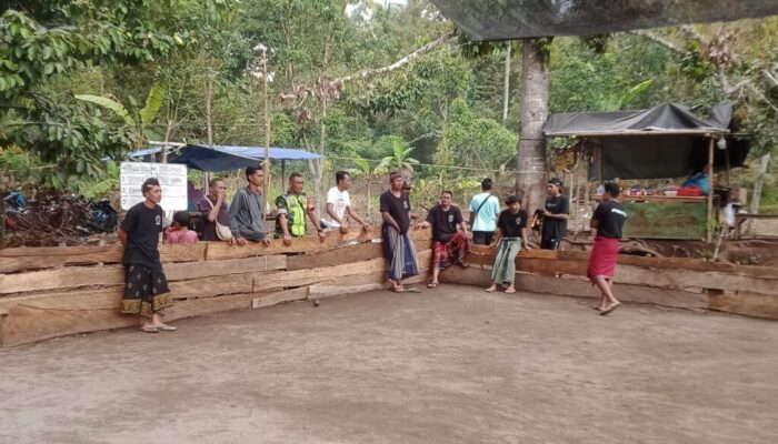Meriahkan Lomba Gasing, Babinsa Jaga Semangat Sportivitas Pemuda