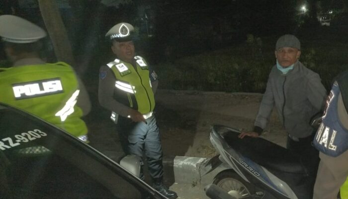 Satlantas Polres Lombok Barat Intensifkan Patroli Malam di Bypass BIL Cegah Balap Liar
