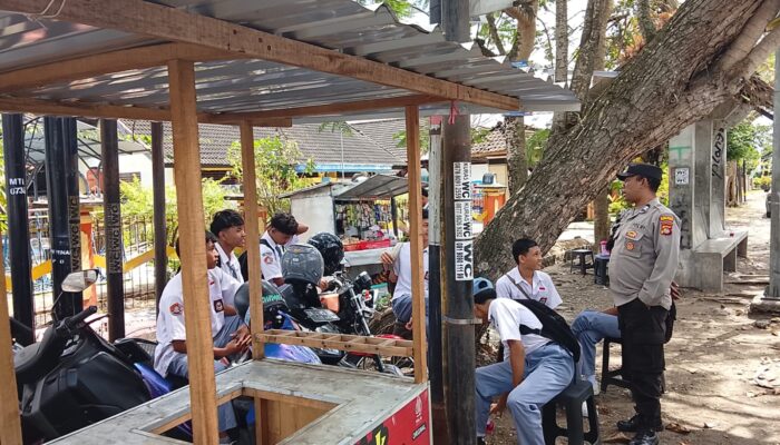 Polresta Lombok Tengah Patroli Cegah Tawuran Pelajar di Jalan Praya-Mujur
