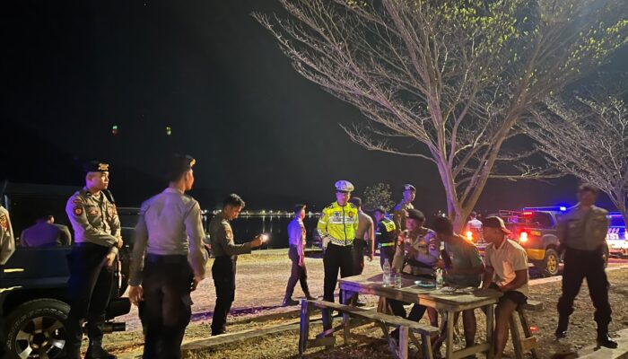 Patroli Rinjani Presisi Strong Point Polres Bima Kota Antisipasi Gangguan Kamtibmas di Malam Minggu