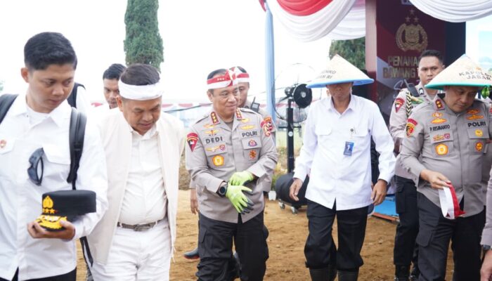 Polri Tanam Serentak Bawang Putih di 14 Daerah di Jabar