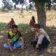BHABINKAMTIBMAS SERAKAPI SAMBANG PETANI, DORONG OPTIMALISASI LAHAN PEKARANGAN