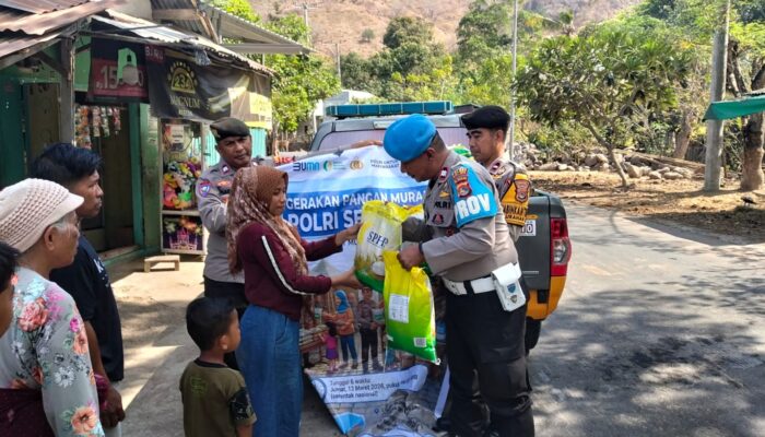 Bantu Stabilkan Harga Pangan, Polsek Asakota Distribusikan Beras SPHP di Ule