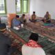 Sholat Dzuhur Bersama Warga Binaan, Bhabinkamtibmas Polsek Sanggar Imbau Warga Cegah Potensi Karhutla