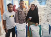 Bhabinkamtibmas Polres Bima Kota Awasi Pembagian Beras Bantuan Badan Pangan Nasional