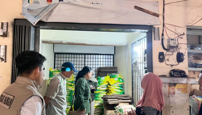 Sidak Pasar Gerung, Satgas Saber Pangan Lombok Barat Pastikan Harga Bahan Pokok Aman