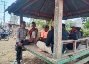 Bhabinkamtibmas Polsek Pekat Ajak Warga Jaga Kamtibmas dan Manfaatkan Lahan Pekarangan