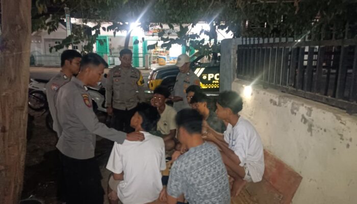 Polsek Sape Gelar Patroli KRYD, Sampaikan Imbauan Kamtibmas kepada Masyarakat
