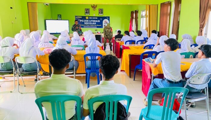 Pelajar SMA Negeri 1 Sekotong Didorong Perkuat Literasi