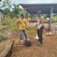 Dukung Ketahanan Pangan Nasional, Bhabinkamtibmas Desa Labangka Sambangi Pekarangan Warga dan Beri Motivasi Petani Cabai